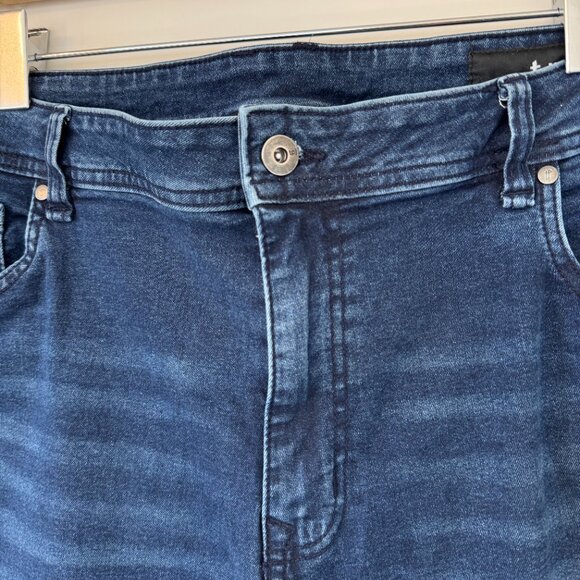 TPJ Men's 40x28 Athletic Fit Blue Jeans - Picture 5 of 10